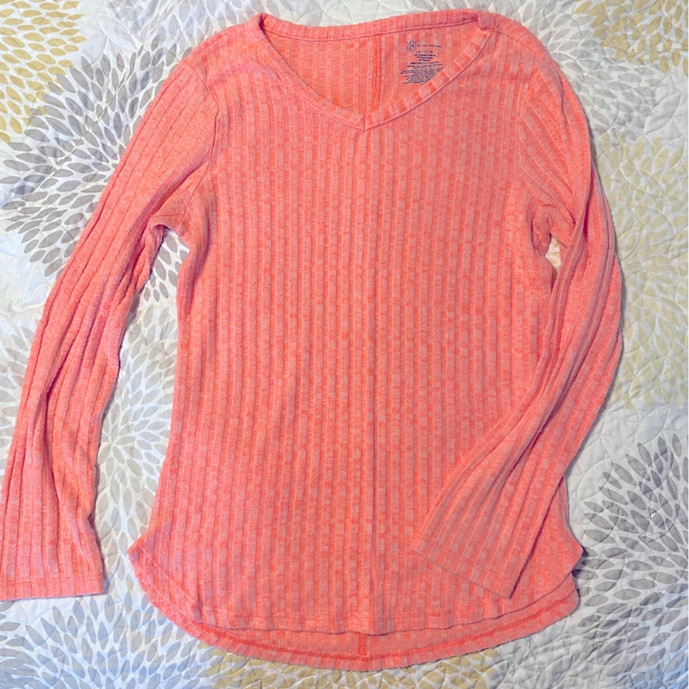 Long sleeve sweater